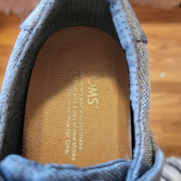 Toms Tennis Shoes Grey size 7 - Picture 5 of 5